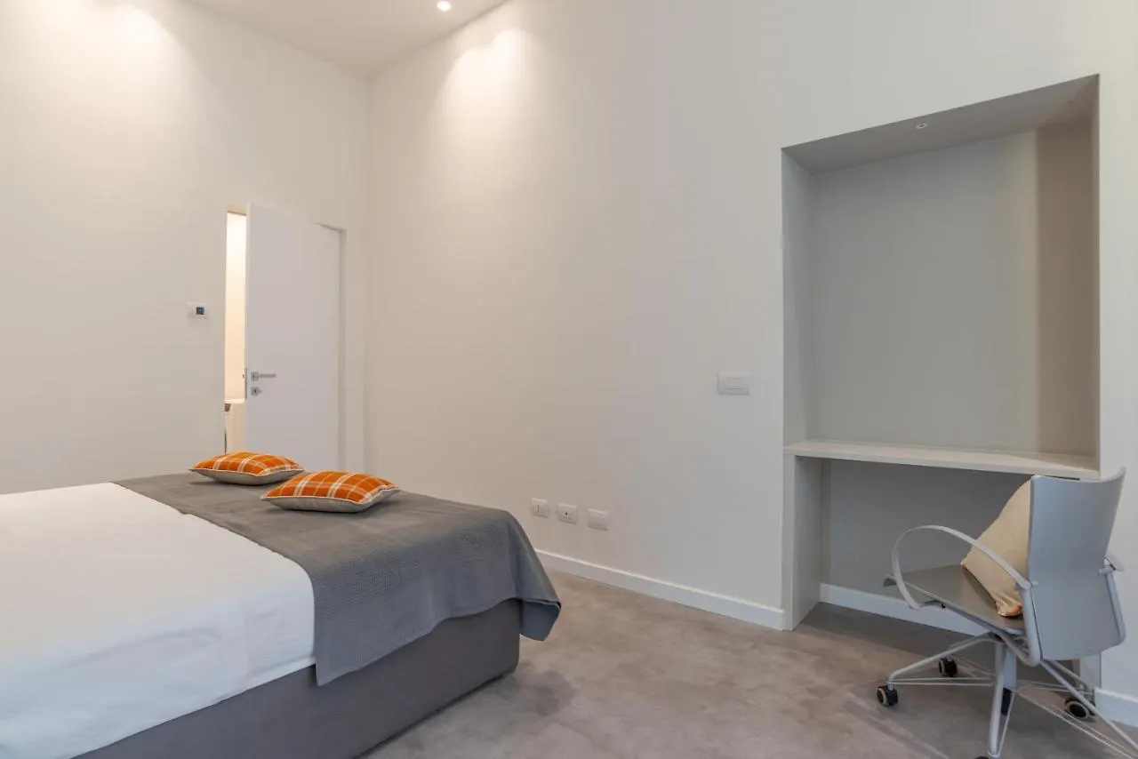 Suite Del Vescovo - By Myhomeincomo Apartment